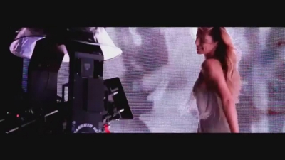 Cheryl_Cole_-_Behind_The_Scenes_Of_Stormflower_Fragrance_mp40026.jpg
