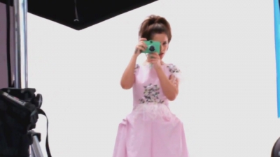 Cheryl_Cole_-_Behind_the_scenes_on_December_Glamour_Magazine_Cover_Shoot_mp40001.jpg