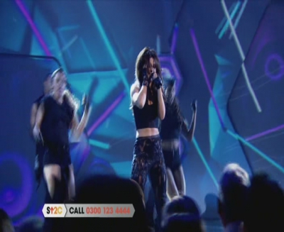 Cheryl_Cole_-_Call_My_Name_28Stand_Up_To_Cancer_19_10_1229_cherylcole_ru_mpg0088.jpg