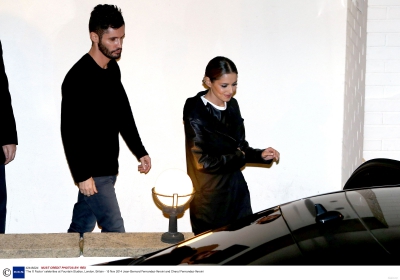 Cheryl_Leaving_Fountain_Studios_15_11_14_282729.jpg