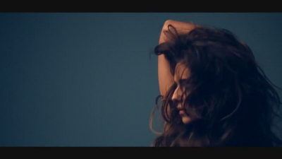 Cheryl_Cole_-_Instyles_Behind_The_Scenes_-_June_2013_mp40150.jpg