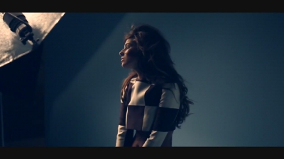 Cheryl_Cole_-_Instyles_Behind_The_Scenes_-_June_2013_mp40184.jpg