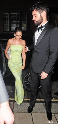 Cheryl_and_JB_arriving_at_Katie_Piper_s_Foundation_Party_27_11_14_281029.jpg