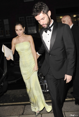 Cheryl_and_JB_arriving_at_Katie_Piper_s_Foundation_Party_27_11_14_289829.jpg