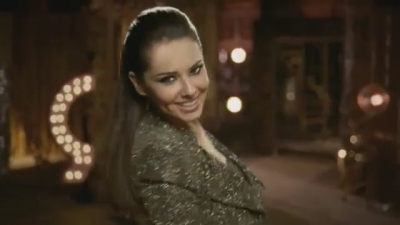 Cheryl_Cole_-_L_Or25E9al_Paris_TV_Ad_-_NEW_Elnett_Heat_Protect_Styling_Spray_mp40012.jpg