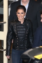 Имя файла=Cheryl_leaving_Fountain_Studios_06_12_14_282329.jpg
Размер файла=1923КБ
Размеры=1849x2774
Дата=Дек 07, 2014 Cheryl_leaving_Fountain_Studios_06_12_14_282329.jpg