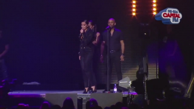 Cheryl_Cole_-_Under_The_Sun_-_Live_at_Jingle_Bell_Ball_2012_cherylcole_ru_mp40008.jpg