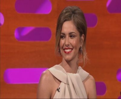 Cheryl_Cole_-_The_Graham_Norton_Show_-_20th_June_2014_mpg0139.jpg