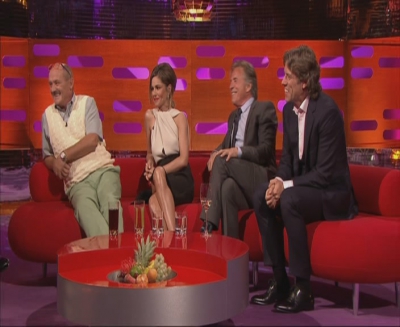Cheryl_Cole_-_The_Graham_Norton_Show_-_20th_June_2014_mpg0658.jpg
