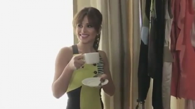Cheryl_Cole_Cannes_Behind_The_Scenes_2_mp40027.jpg