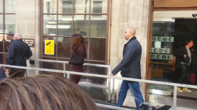 Cheryl_Cole_outside_radio_1_mp40010.jpg