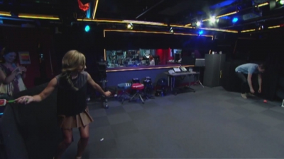 Cheryl_plays_cricket_with_Greg_mp40029.jpg