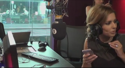Cheryl_teaches_Greg_how_to_Wall_Twerk_mp40020.jpg