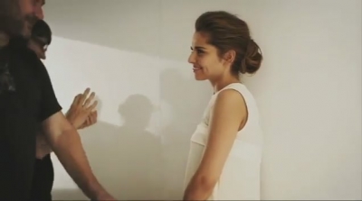 Freckles_out_in_force21_Foundation_free_Cheryl_Cole_braves_photo_mp40201.jpg