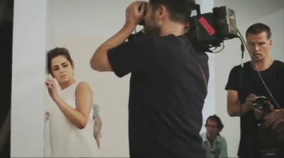 Freckles_out_in_force21_Foundation_free_Cheryl_Cole_braves_photo_mp40229.jpg