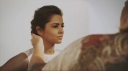 Freckles_out_in_force21_Foundation_free_Cheryl_Cole_braves_photo_mp40193.jpg