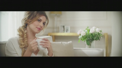 Elnett_Always_In_Style_TV_Advert_with_Cheryl_2014_mp40041.jpg