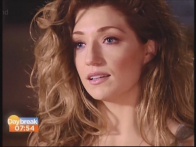 Girls_Aloud_-_Beautiful_Cause_You_Love_Me_28Behind_The_Scenes___Interview_On_Daybreak29_mp40053.jpg