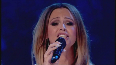 Girls_Aloud_-_Beautiful_Cause_You_Love_Me_28Live_Christmas_Top_of_the_Pops29_mp40105.jpg