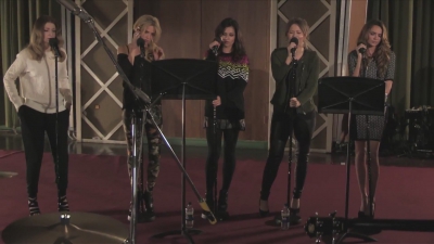 Girls_Aloud_-_Beneath_You_re_Beautiful_28Radio_1_Live_Lounge29_mp40127.jpg