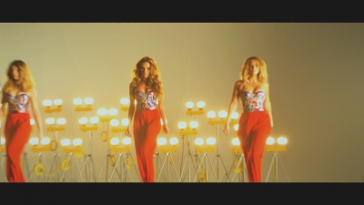 Girls_Aloud_-_Something_New_28Behind_The_Scenes29_mp40190.jpg