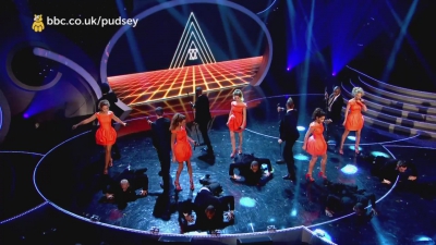 Girls_Aloud_-_Something_New_-_Children_in_Need_2012_HD_mp40138.jpg