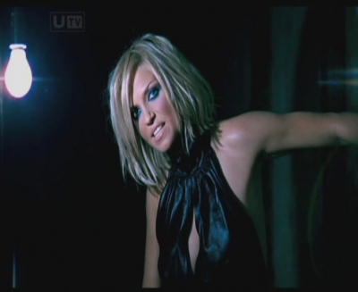 Girls_Aloud_-_Ten_Years_At_The_Top_-_15_12_2012_mpg0653.jpg