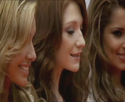 Girls_Aloud_-_Ten_Years_At_The_Top_-_15_12_2012_mpg0878.jpg
