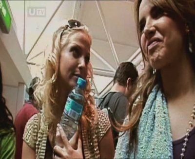 Girls_Aloud_-_Ten_Years_At_The_Top_-_15_12_2012_mpg1339.jpg