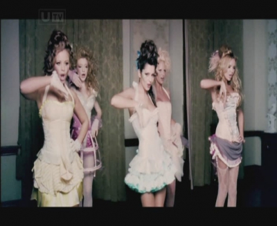 Girls_Aloud_-_Ten_Years_At_The_Top_-_15_12_2012_mpg2351.jpg