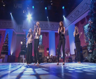 Girls_Aloud_-_Ten_Years_At_The_Top_-_15_12_2012_mpg2386.jpg