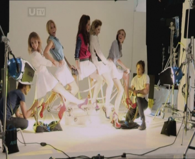 Girls_Aloud_-_Ten_Years_At_The_Top_-_15_12_2012_mpg3065.jpg