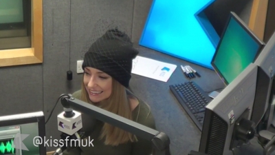 Girls_Aloud_live_in_the_studio_-_Kiss_Breakfast_Takeaway_cherylcole_ru_mp40023.jpg