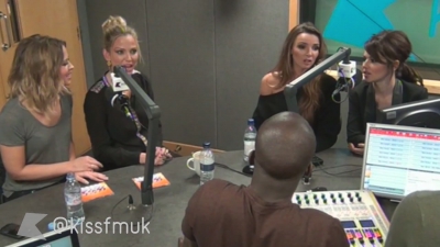 Girls_Aloud_live_in_the_studio_-_Kiss_Breakfast_Takeaway_cherylcole_ru_mp40187.jpg