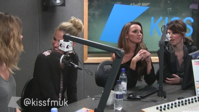 Girls_Aloud_talk_to_KISS_FM_cherylcole_ru_mp40023.jpg