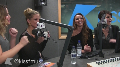 Girls_Aloud_talk_to_KISS_FM_cherylcole_ru_mp40428.jpg