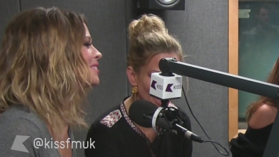 Girls_Aloud_talk_to_KISS_FM_cherylcole_ru_mp40525.jpg
