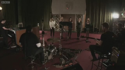 Girls_Aloud_Love_Machine_BBC_Radio_1_Live_Lounge_2012_mp40011.jpg