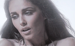 tumblr_nj8ic4AXy51qa9n4vo3_250.gif