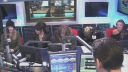 Имя файла=Girls_Aloud_on_Capital_Breakfast_with_Dave_Berry_and_Lisa_Snowdon_mp40339.jpg
Размер файла=68КБ
Размеры=640x360
Дата=Фев 07, 2015 Girls_Aloud_on_Capital_Breakfast_with_Dave_Berry_and_Lisa_Snowdon_mp40339.jpg