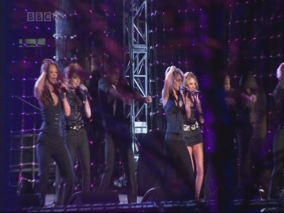 Girls_Aloud___Something_Kinda_Ooh_1920x1080_mkv0093.jpg