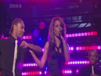 Girls_Aloud___Something_Kinda_Ooh_1920x1080_mkv0224.jpg