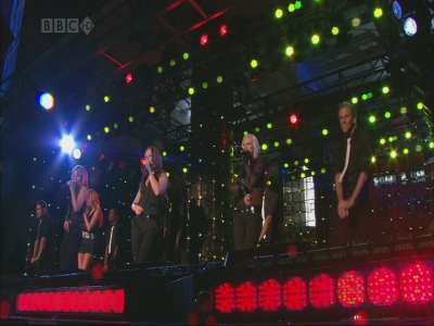 Girls_Aloud___Something_Kinda_Ooh_1920x1080_mkv0274.jpg