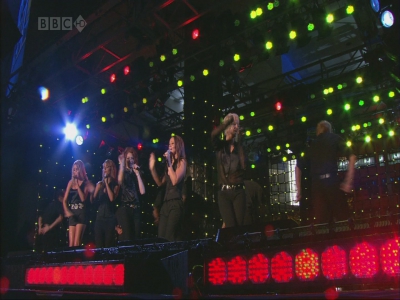 Girls_Aloud___Something_Kinda_Ooh_1920x1080_mkv0288.jpg