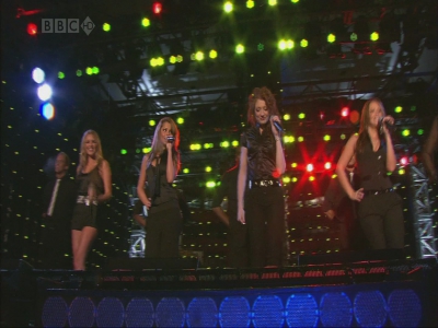 Girls_Aloud___Something_Kinda_Ooh_1920x1080_mkv0341.jpg
