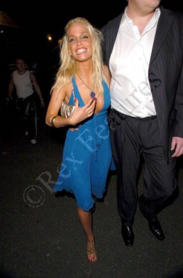 Sarah_and_Nadine_at_Michelles_Heaton_Birthday_Party_14_07_05_282829.jpg