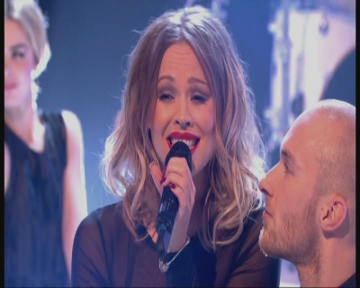 Girls_Aloud_-_Love_Machine_-_Graham_Norton_Show_-_14th_Dec_12-snoop-GAM-_mpg0133.jpg