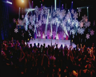 Girls_Aloud_-_Something_New_-_TOTP_New_Years_Eve_-_31st_Dec_12_-snoop-GAM-_mpg0053.jpg