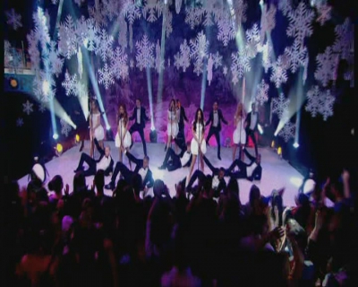 Girls_Aloud_-_Something_New_-_TOTP_New_Years_Eve_-_31st_Dec_12_-snoop-GAM-_mpg0093.jpg