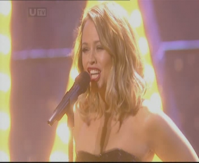 Girls_Aloud_-_The_Promise_-_Royal_Variety_Performance_-_3rd_Dec_12-snoop-GAM-_mpg0038.jpg